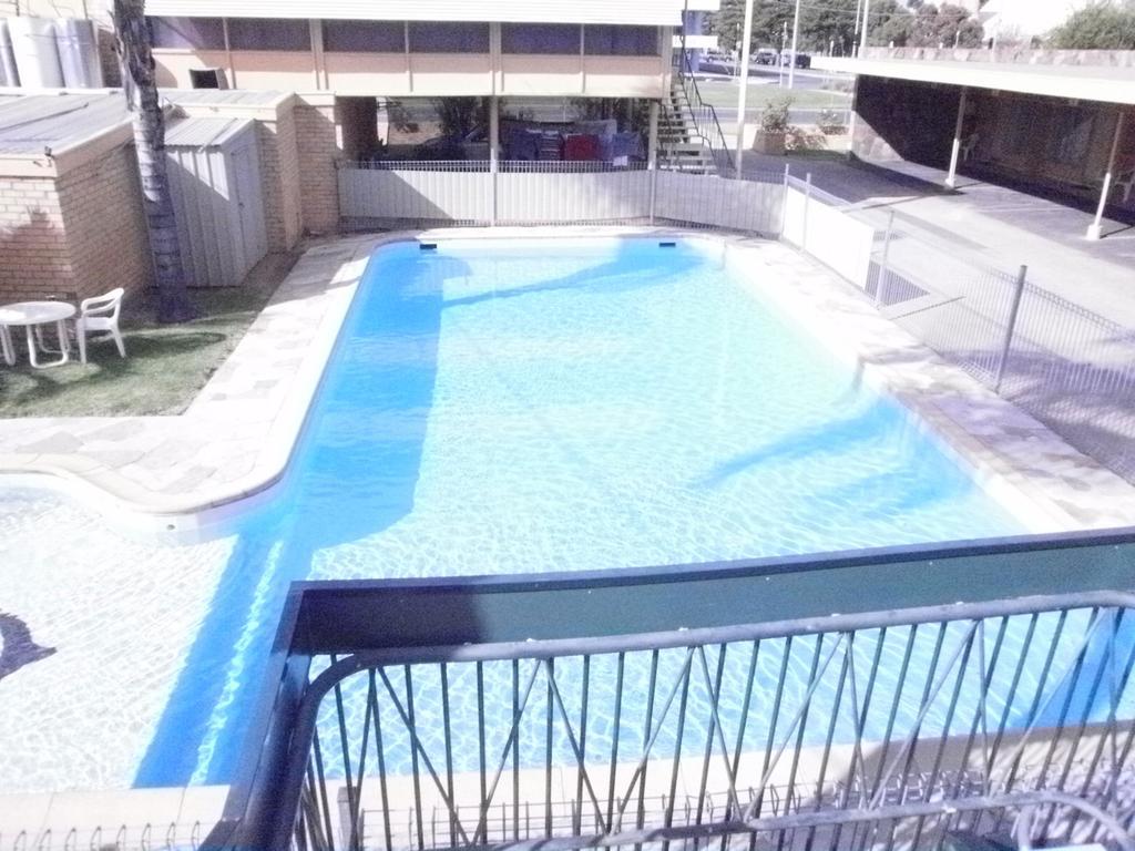 Karama Motor Inn Mildura Bagian luar foto